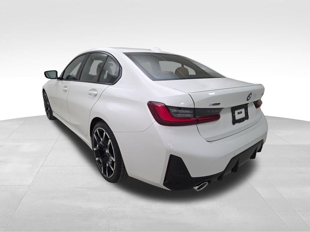 2026 BMW 330i 330i xDrive