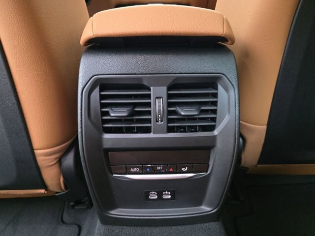 2026 BMW 330i 330i xDrive