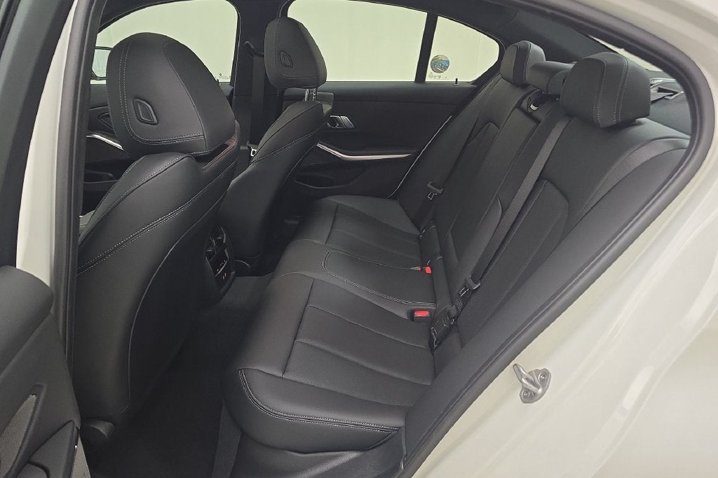 2026 BMW 330i 330i xDrive