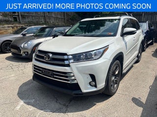 2017 Toyota Highlander Base