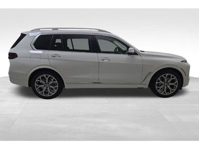 2027 BMW X7 xDrive40i
