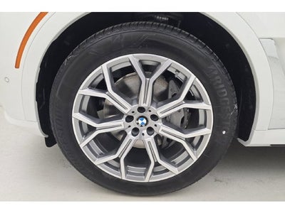 2027 BMW X7 xDrive40i