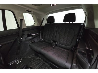 2026 BMW X7 xDrive40i