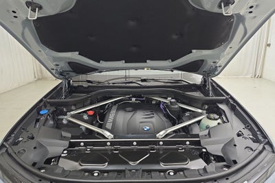 2027 BMW X7 xDrive40i