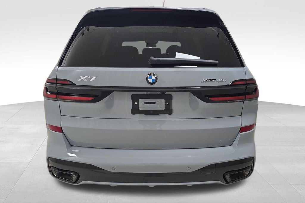 2027 BMW X7 xDrive40i