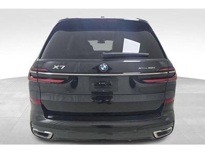 2025 BMW X7 xDrive40i