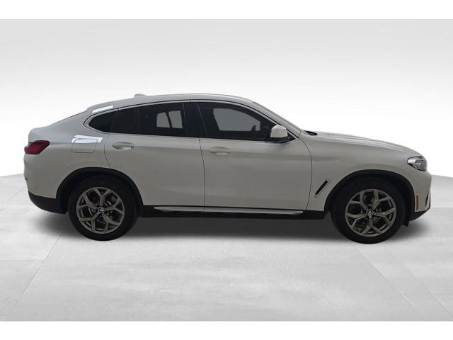 2022 BMW X4 xDrive30i