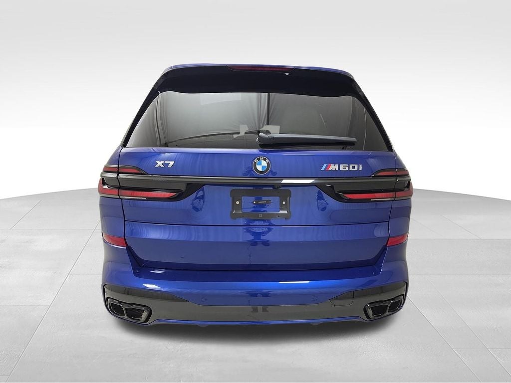 2027 BMW X7 M60i