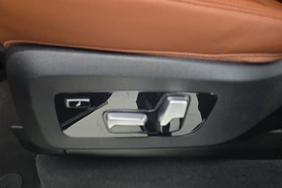2027 BMW X7 M60i