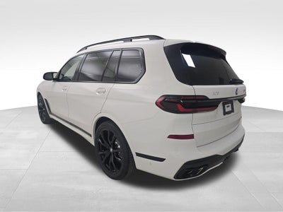 2027 BMW X7 M60i