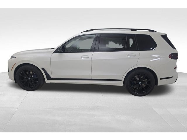 2027 BMW X7 M60i