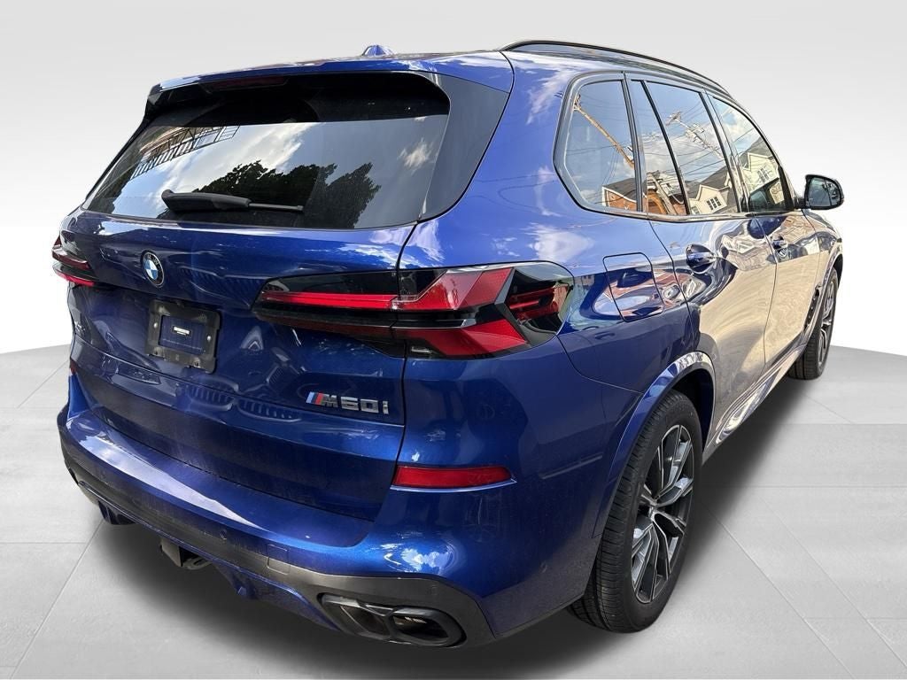 2024 BMW X5 M60i