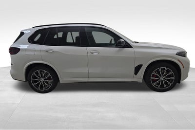 2026 BMW X5 M60i