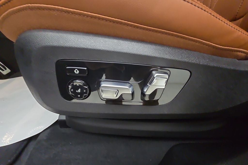 2027 BMW X6 xDrive40i