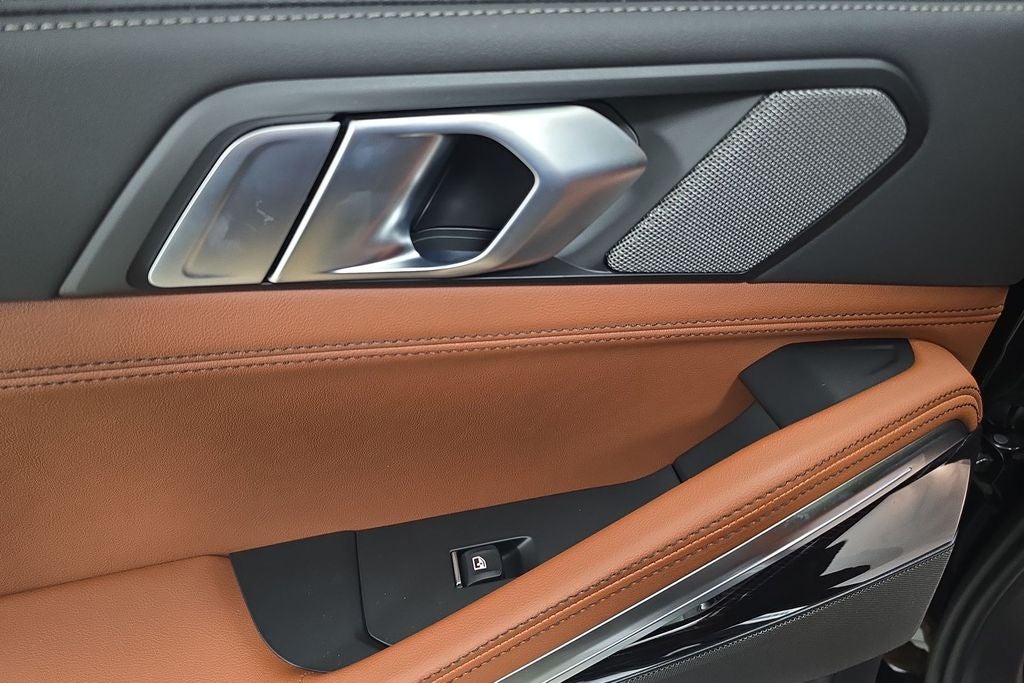 2027 BMW X6 xDrive40i