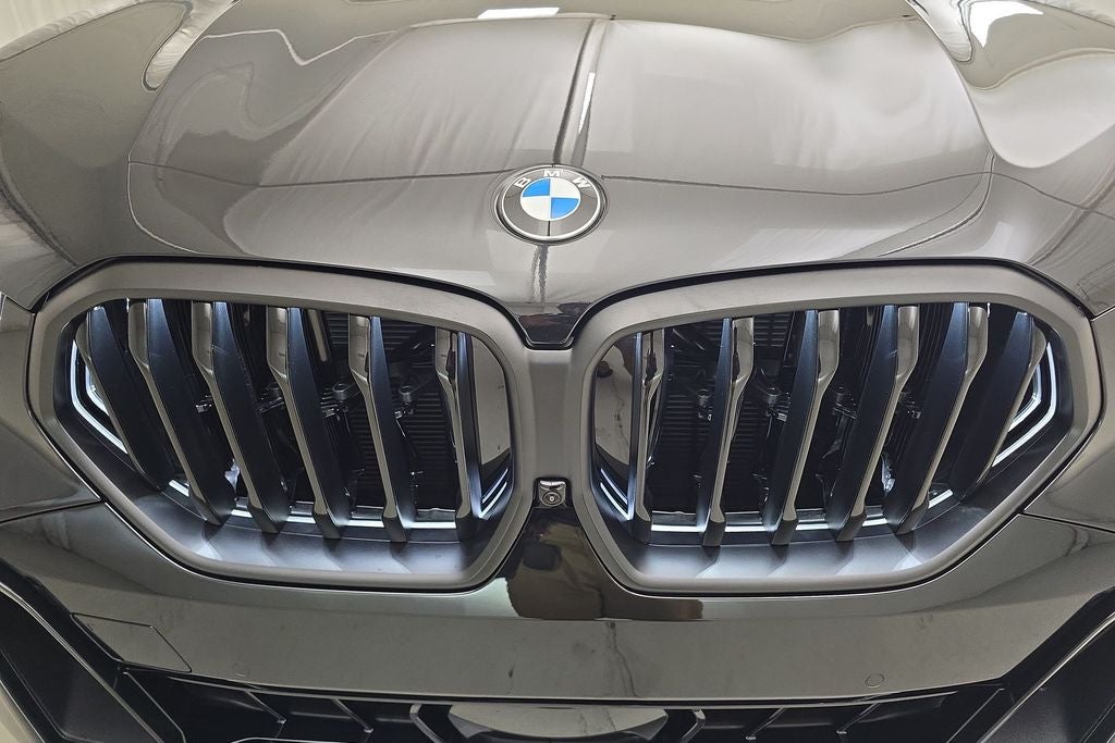 2027 BMW X6 xDrive40i