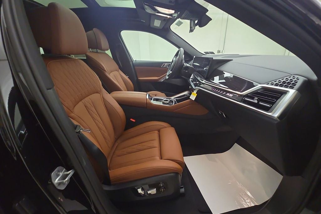 2027 BMW X6 xDrive40i