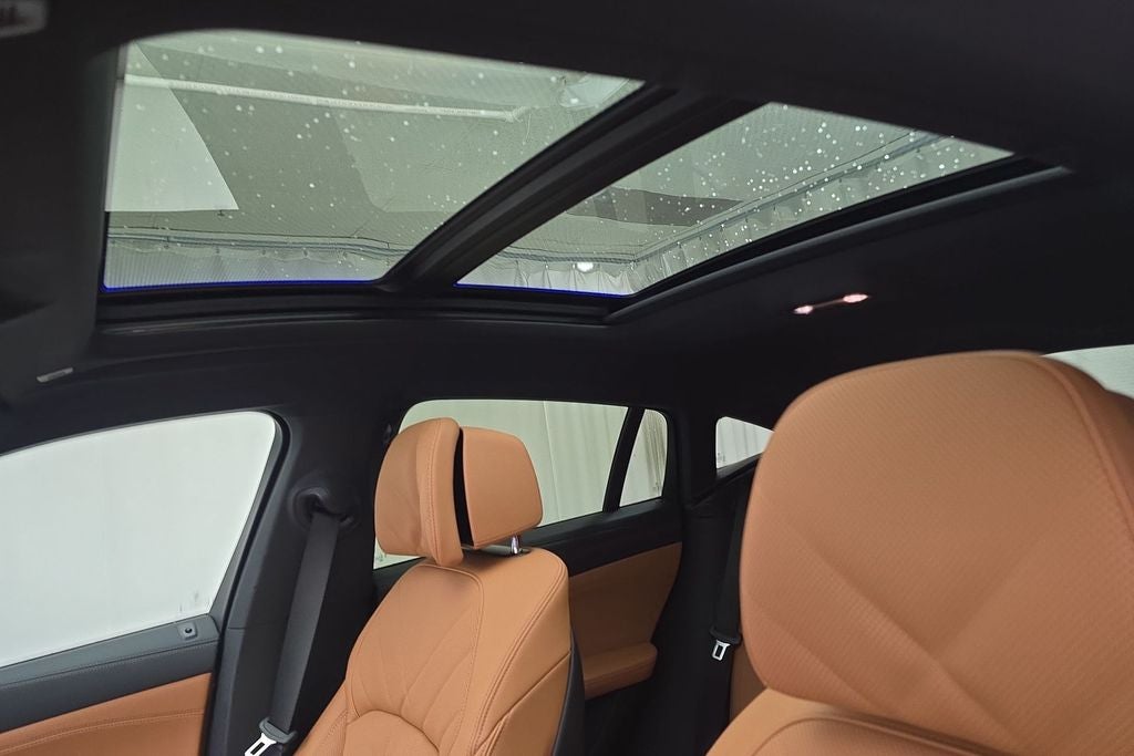 2027 BMW X6 xDrive40i