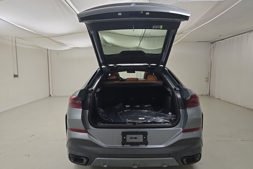 2027 BMW X6 xDrive40i