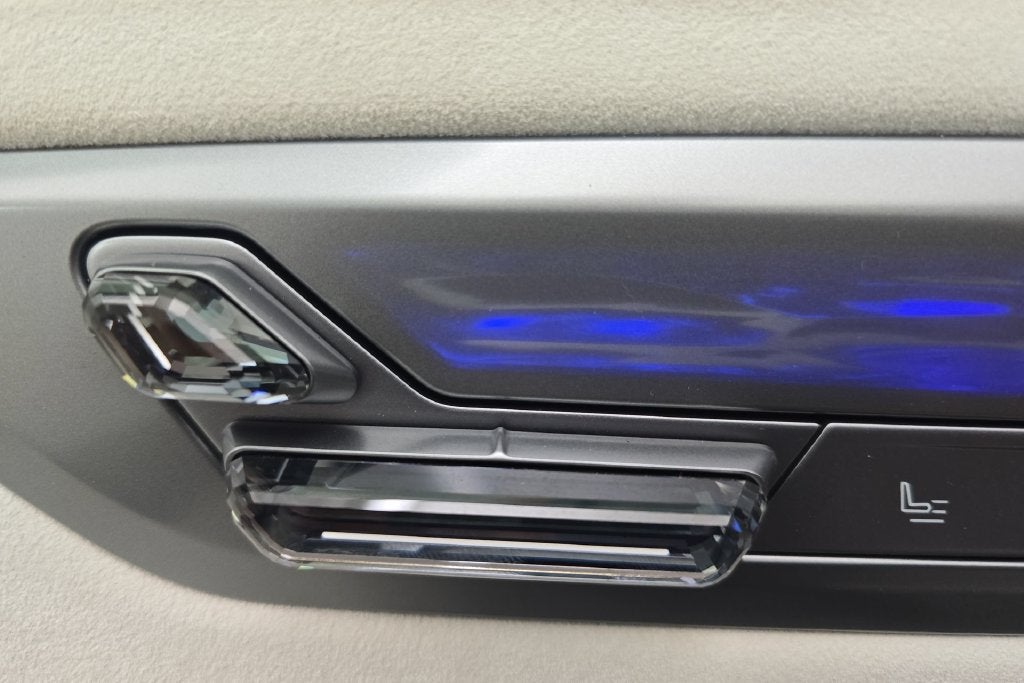 2027 BMW X5 40 xDrive