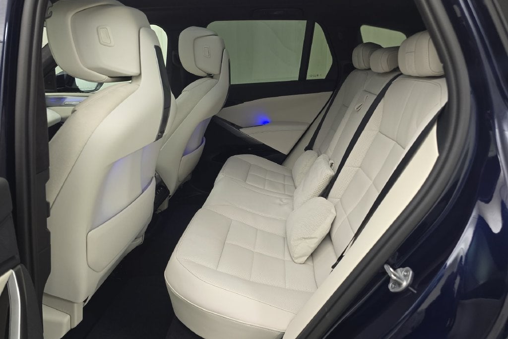 2027 BMW X5 40 xDrive