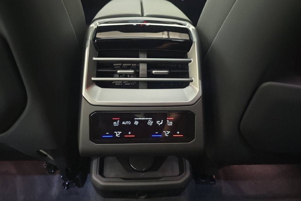 2027 BMW X5 40 xDrive
