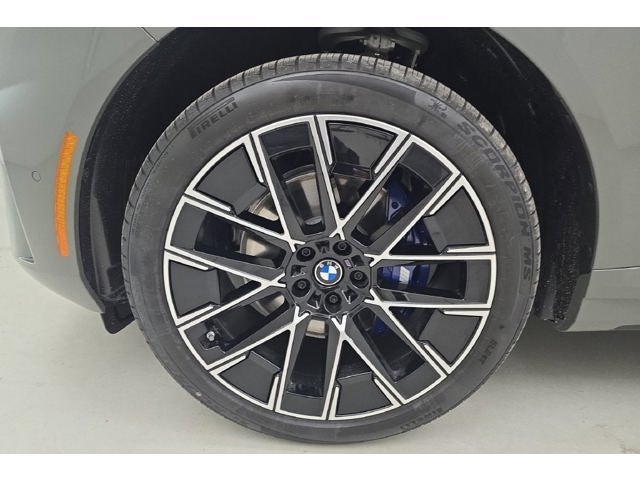 2027 BMW X5 40 xDrive