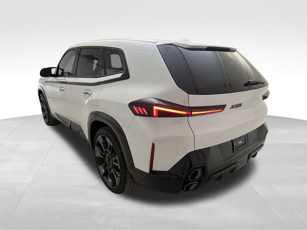 2023 BMW XM Base