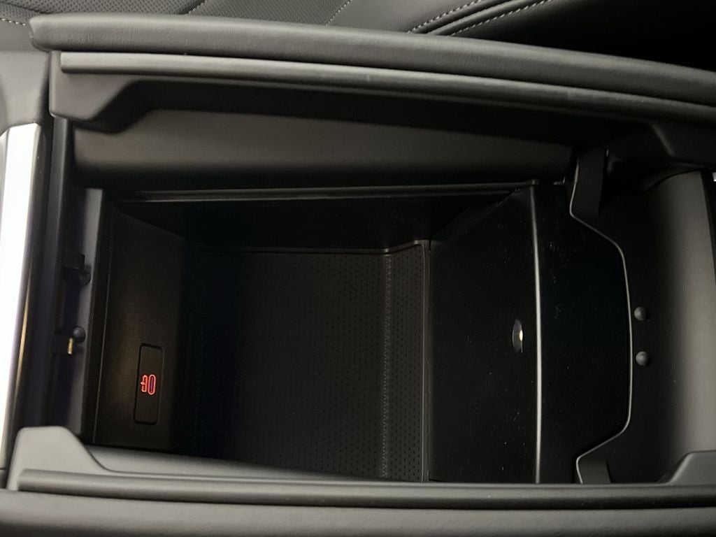 2023 BMW XM Base