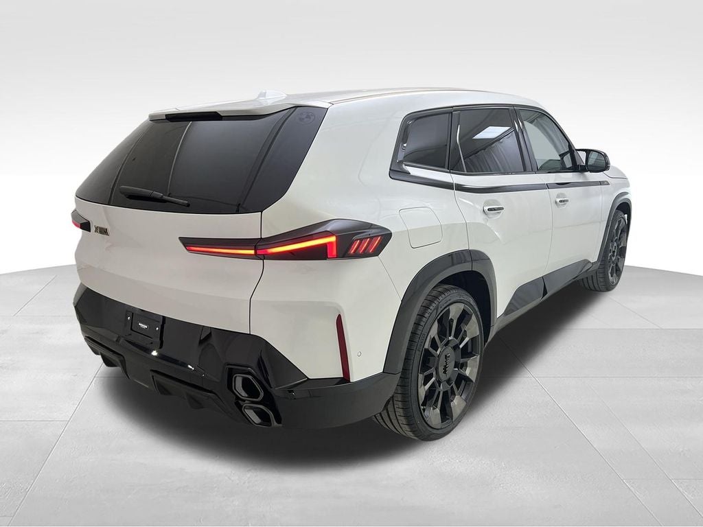 2023 BMW XM Base