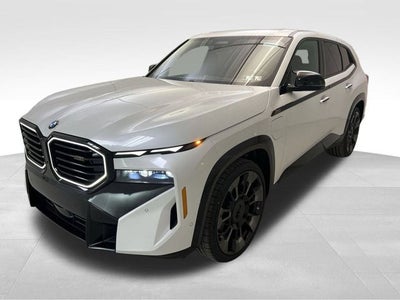 2023 BMW XM Base