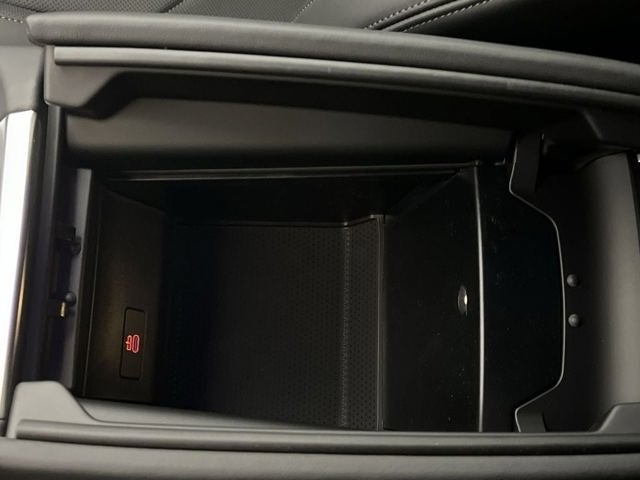 2023 BMW XM Base