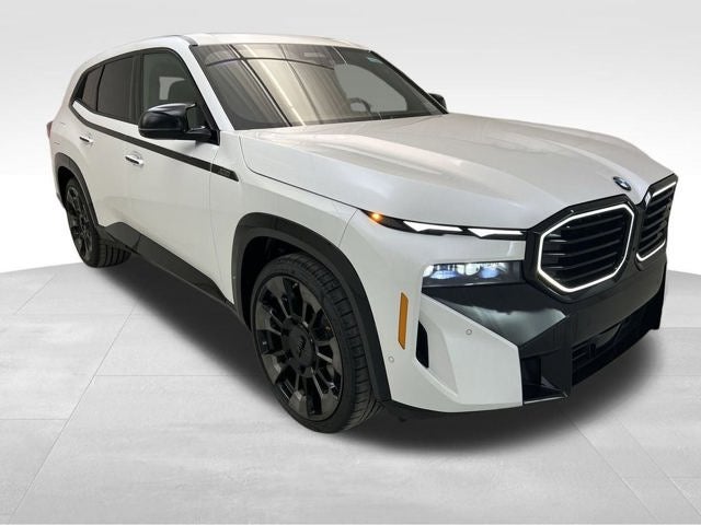 2023 BMW XM Base