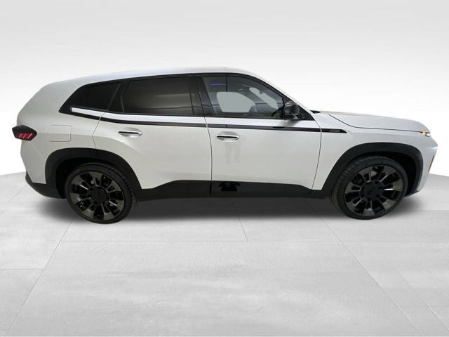 2023 BMW XM Base