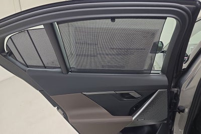 2027 BMW 550e 550e xDrive
