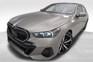 2027 BMW 550e 550e xDrive