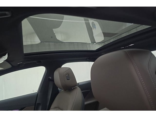 2027 BMW 550e 550e xDrive