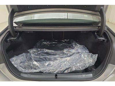 2027 BMW 550e 550e xDrive