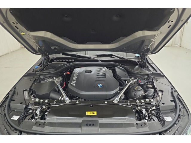 2027 BMW 550e 550e xDrive