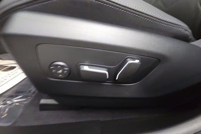 2027 BMW 550e 550e xDrive
