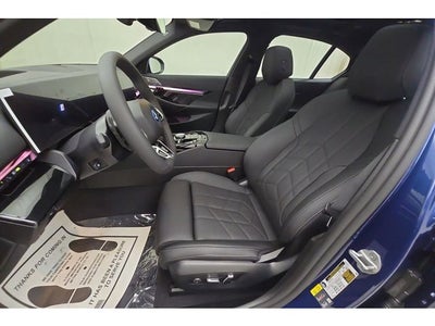 2027 BMW 550e 550e xDrive