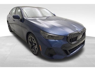 2027 BMW 550e 550e xDrive