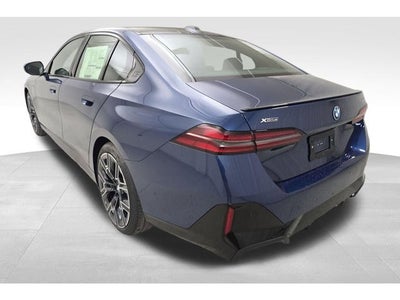 2027 BMW 550e 550e xDrive
