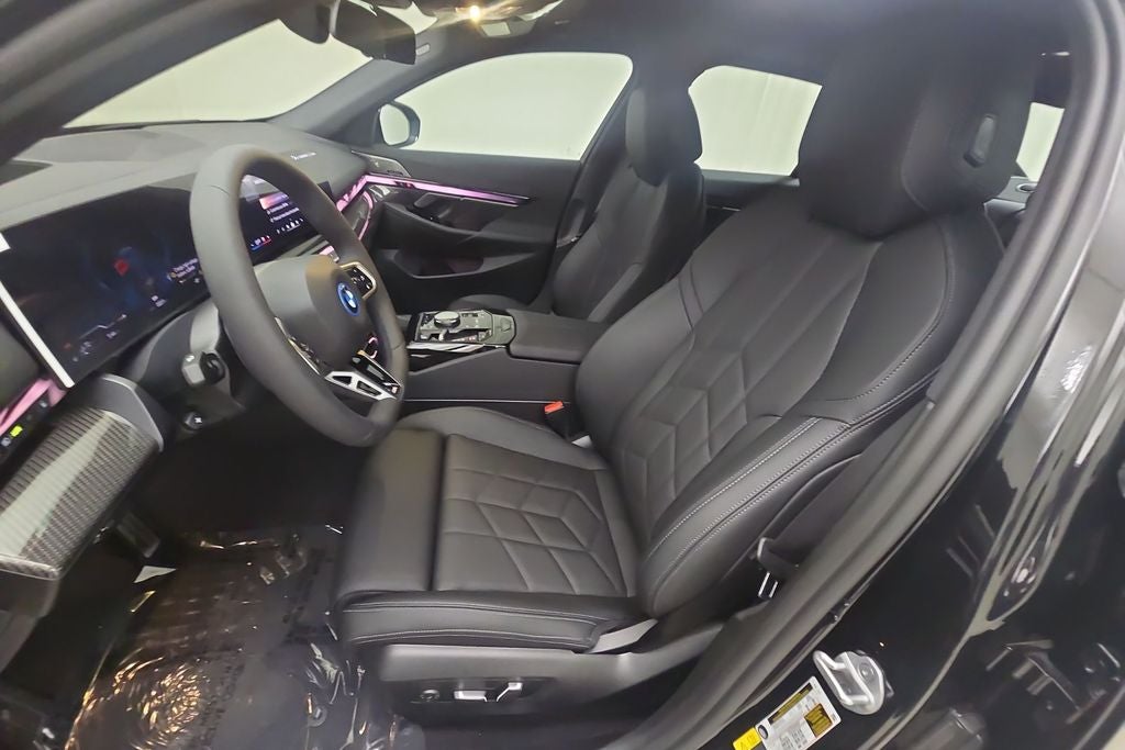 2027 BMW 550e 550e xDrive