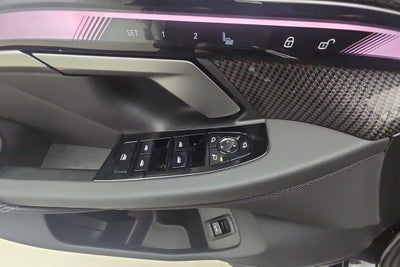 2027 BMW 550e 550e xDrive