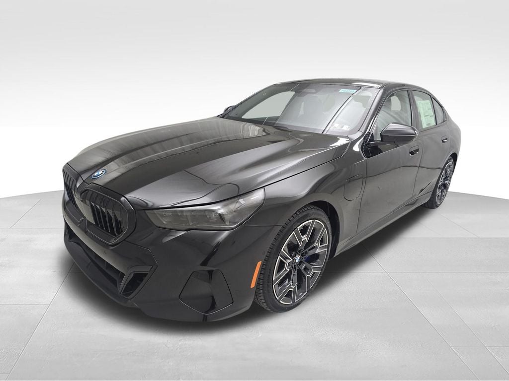 2027 BMW 550e 550e xDrive