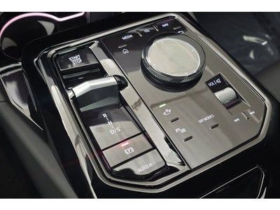 2027 BMW 550e 550e xDrive