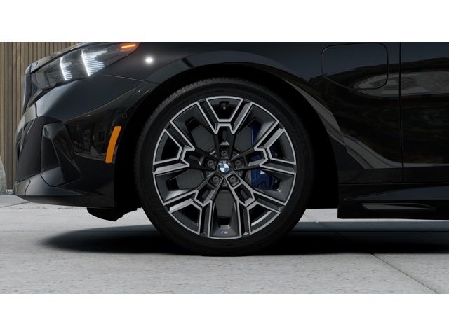 2027 BMW 550e 550e xDrive