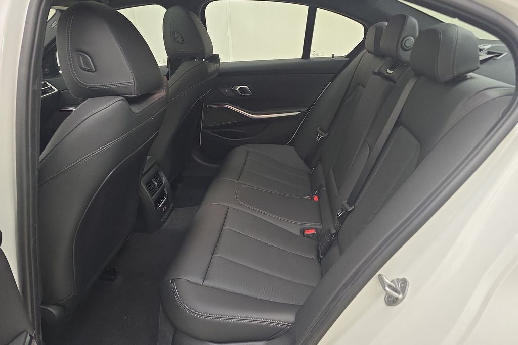 2026 BMW 330i 330i xDrive
