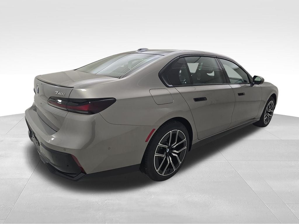 2026 BMW 740i 740i xDrive